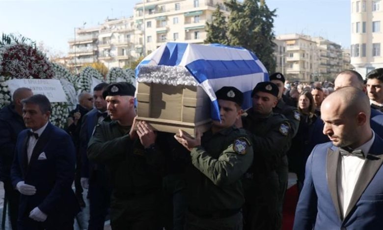 https://newsontime.gr/Γιώργος Λυγγερίδης: οδύνη στο τελευταίο αντίο του αστυνομικού